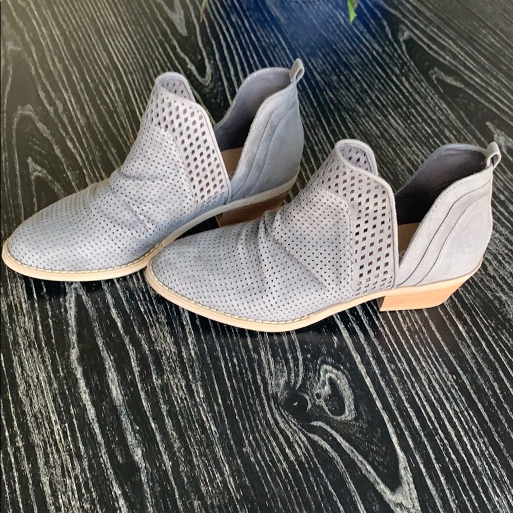 Booties - Picture 2 of 4